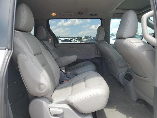 5TDYZ3DC7KS013892 - 2019 TOYOTA SIENNA XLE Biały zdjęcie 11