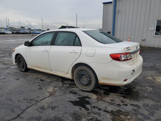 2T1BU4EE1CC805265 - 2012 TOYOTA COROLLA BASE WHITE photo 2