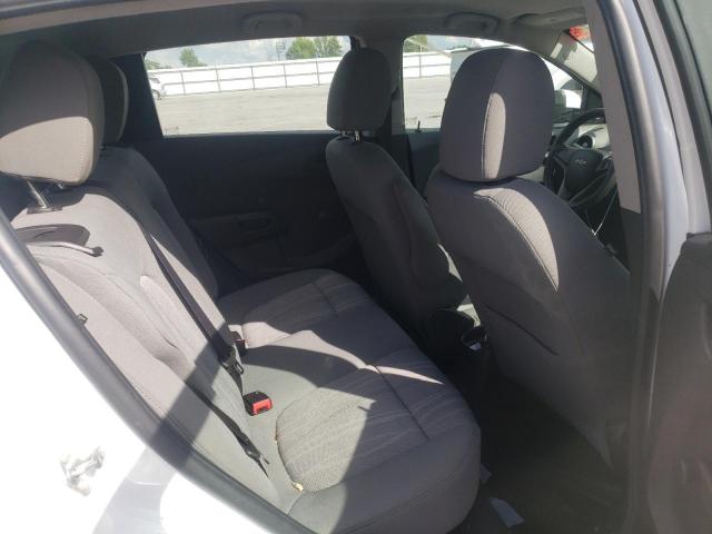 1G1JA6SH1G4111398 - 2016 CHEVROLET SONIC LS Ақ фото 10