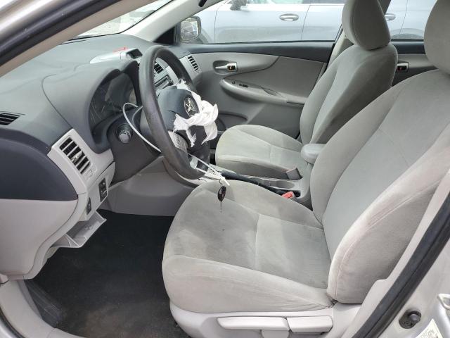 5YFBU4EE5CP019596 - 2012 TOYOTA COROLLA BASE 银色 照片 7