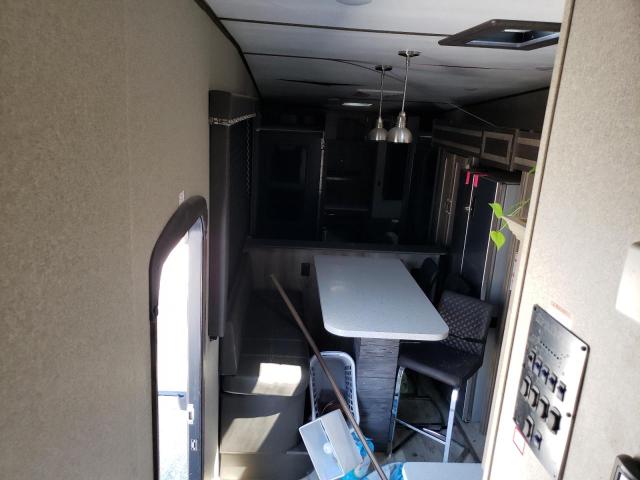 4YDF35327K1531461 - 2017 KEYSTONE SPRINTER BEIGE photo 6