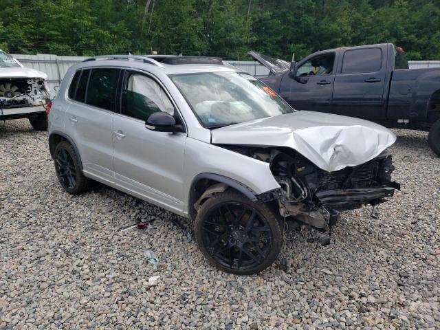 WVGUV7AXXHW506639 - 2017 VOLKSWAGEN TIGUAN SPORT SILVER photo 4