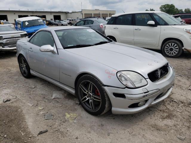 WDBKK66F14F303694 - 2004 MERCEDES-BENZ SLK 32 AMG KOMPRESSOR SILVER photo 4