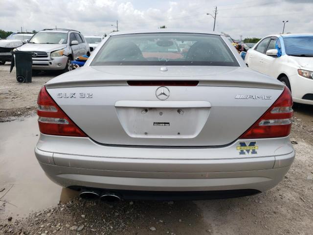 WDBKK66F14F303694 - 2004 MERCEDES-BENZ SLK 32 AMG KOMPRESSOR SILVER photo 6