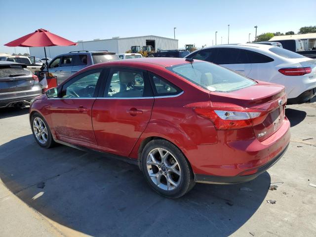 1FAHP3H21CL330471 - 2012 FORD FOCUS SEL MAROON photo 2