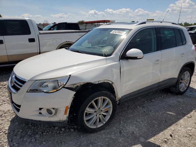 2010 VOLKSWAGEN TIGUAN SE, 