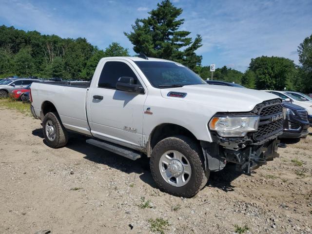 3C63R3AL2NG207139 - 2022 RAM 3500 TRADESMAN WHITE photo 4