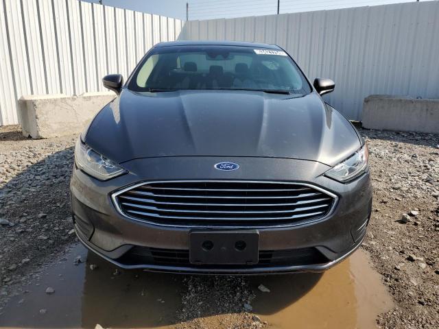 3FA6P0LU9KR101292 - 2019 FORD FUSION SE GRAY photo 5