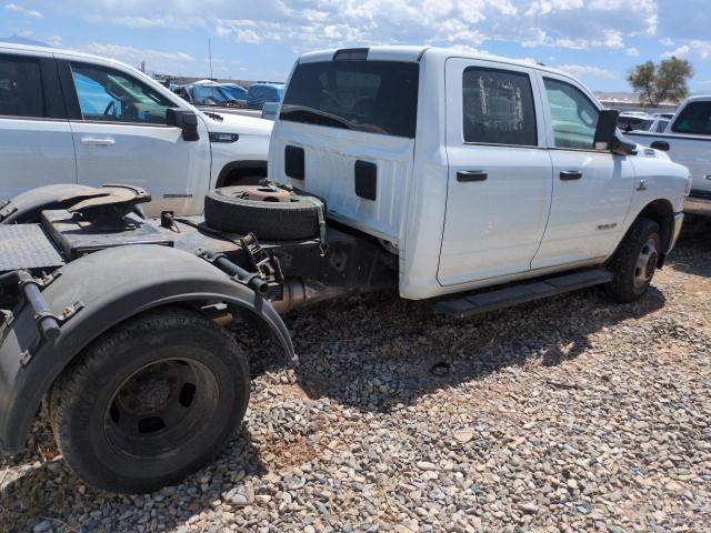 3C7WRTCLXNG269149 - 2022 RAM 3500 WHITE photo 3