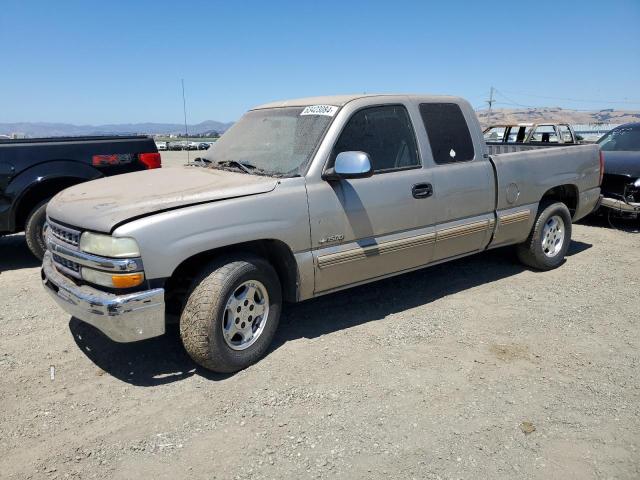 2002 CHEVROLET SILVERADO C1500, 