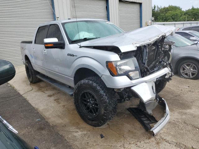 1FTFW1EF1DKD40117 - 2013 FORD F150 SUPERCREW SILVER photo 4