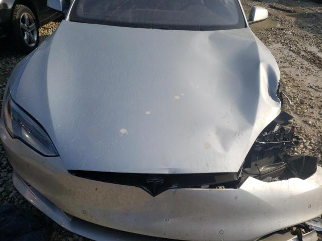 5YJSA1E26GF140264 - 2016 TESLA MODEL S Сріблястий фото 11