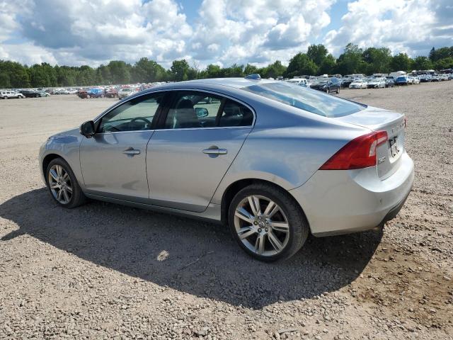 YV1902FH3C2114786 - 2012 VOLVO S60 T6 SILVER photo 2