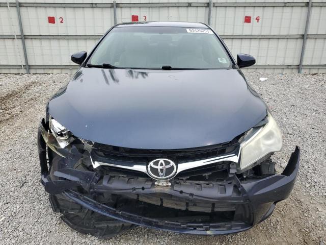 4T1BF1FK3FU889654 - 2015 TOYOTA CAMRY LE BLUE photo 5