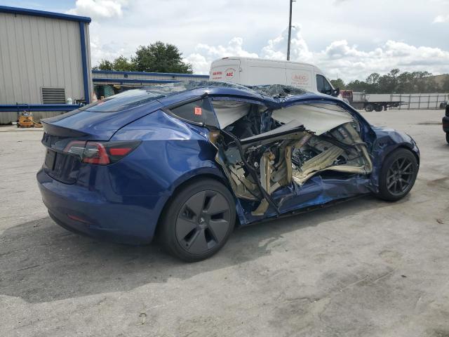 5YJ3E1EA7PF682912 - 2023 TESLA MODEL 3 BLUE photo 3