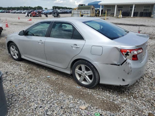 4T1BF1FK7CU139167 - 2012 TOYOTA CAMRY BASE SILVER photo 2
