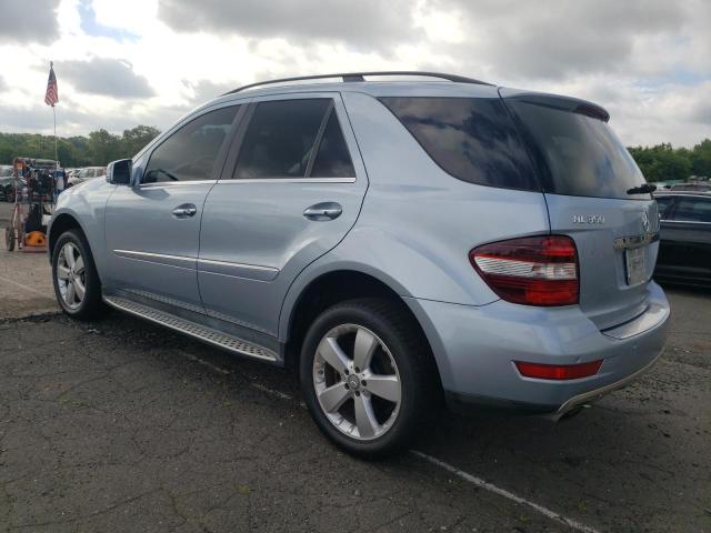 4JGBB8GB5BA698493 - 2011 MERCEDES-BENZ ML 350 4MATIC BLUE photo 2