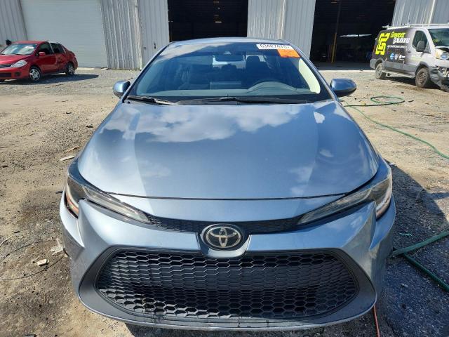5YFEPMAE1NP363469 - 2022 TOYOTA COROLLA LE BLUE photo 5