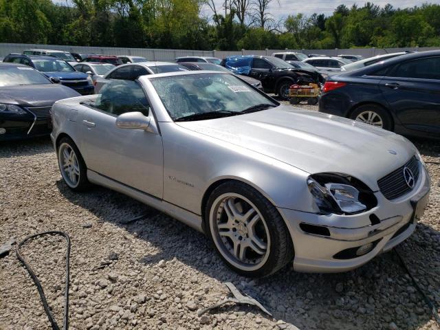 WDBKK66F74F301545 - 2004 MERCEDES-BENZ SLK 32 AMG KOMPRESSOR SILVER photo 4