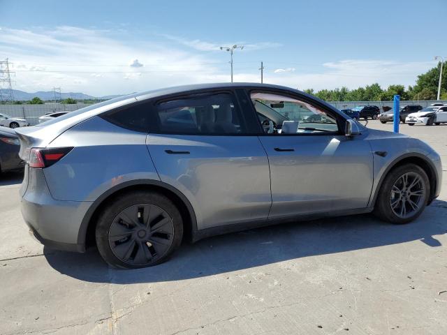 7SAYGDEEXSF257099 - 2025 TESLA MODEL Y GRAY photo 3