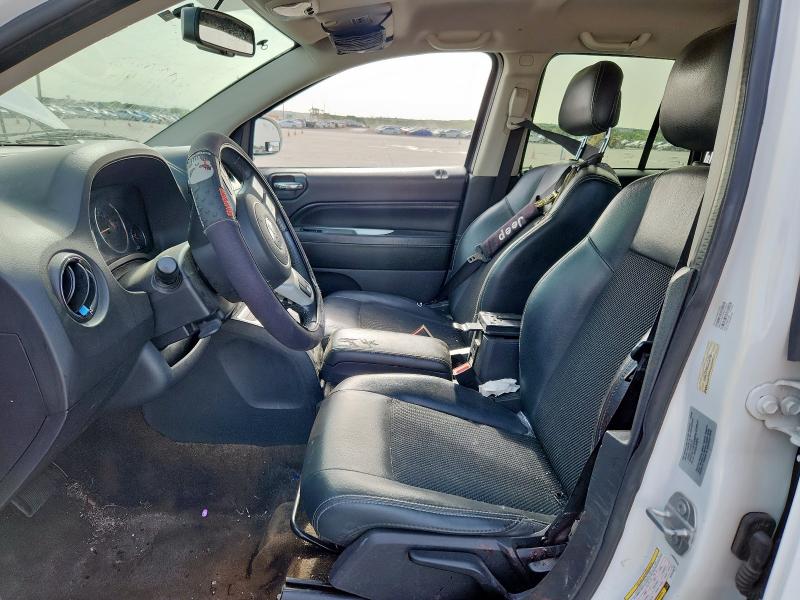 1C4NJCEA0GD734758 - 2016 JEEP COMPASS LATITUDE თეთრი ფოტო 7