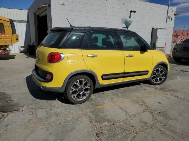 ZFBCFADH0EZ009711 - 2014 FIAT 500L TREKKING YELLOW photo 3