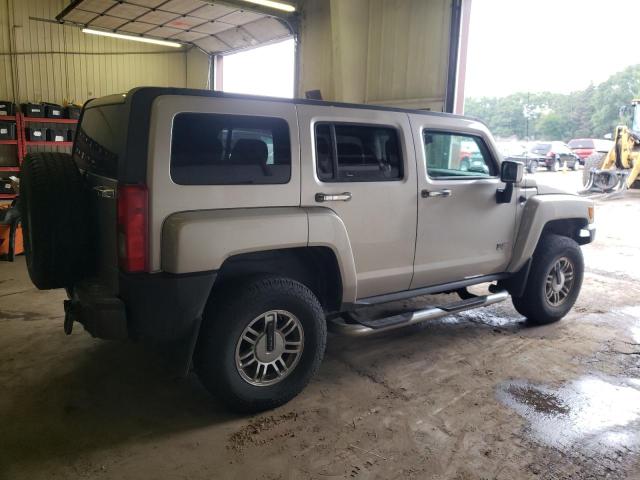 5GTDN13E678237645 - 2007 HUMMER H3 GRAY photo 3