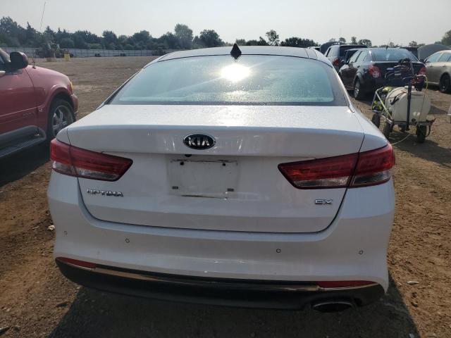 5XXGU4L32JG221812 - 2018 KIA OPTIMA EX WHITE photo 6