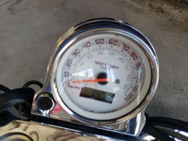 5VPGB16DX53007330 - 2005 VICTORY MOTORCYCLES VEGAS 白色 照片 8