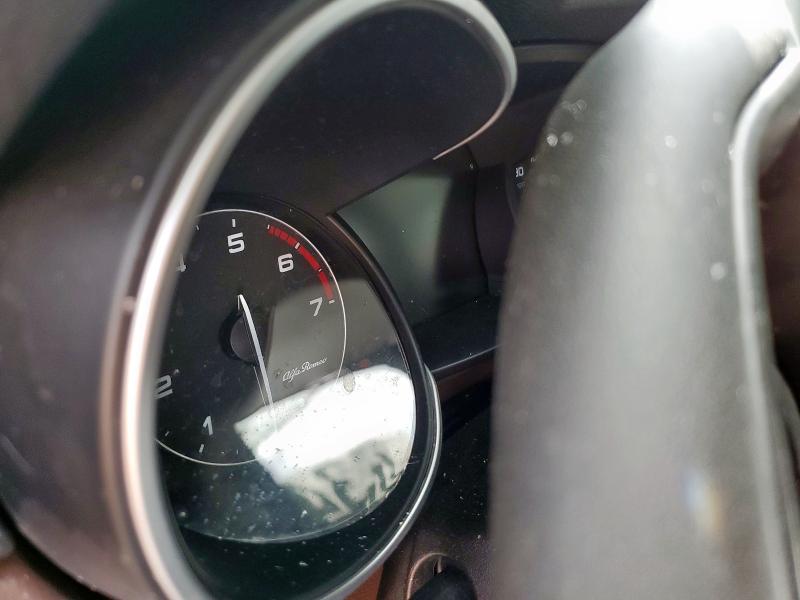 ZASFAKBN4J7C03534 - 2018 ALFA ROMEO STELVIO TI SILVER photo 9