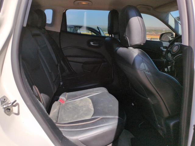 3C4NJDBB0JT112259 - 2018 JEEP COMPASS LATITUDE 白色 照片 10