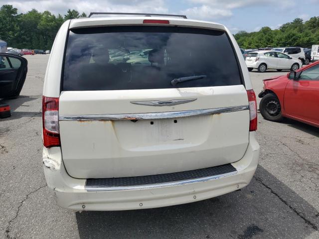2C4RC1CG6DR645535 - 2013 CHRYSLER TOWN & COU TOURING L WHITE photo 6
