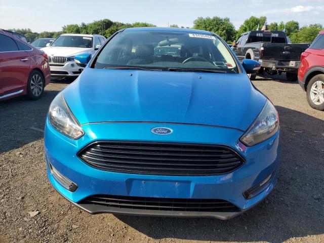 1FADP3KE8GL367511 - 2016 FORD FOCUS SE BLUE photo 5