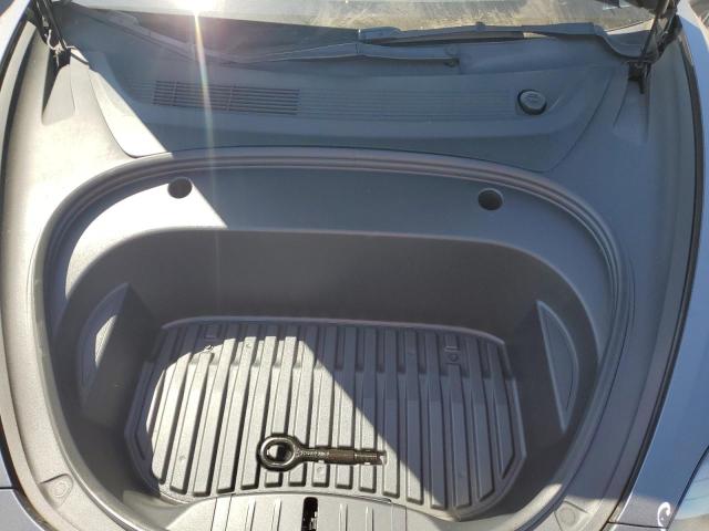 5YJ3E1EAXNF295722 - 2022 TESLA MODEL 3 ნაცრისფერი ფოტო 11