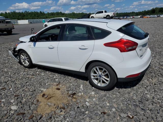 1FADP3K24HL335341 - 2017 FORD FOCUS SE WHITE photo 2