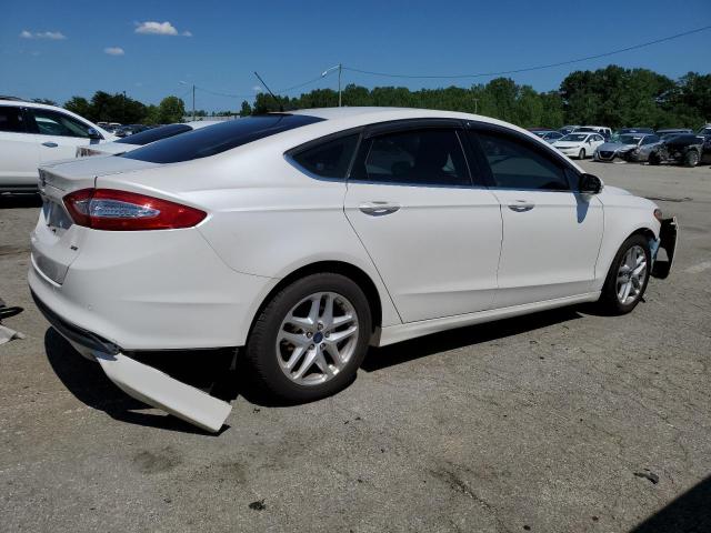 3FA6P0H75FR176340 - 2015 FORD FUSION SE WHITE photo 3