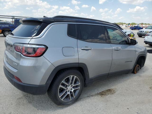 3C4NJCBB9JT193692 - 2018 JEEP COMPASS LATITUDE GRAY photo 3