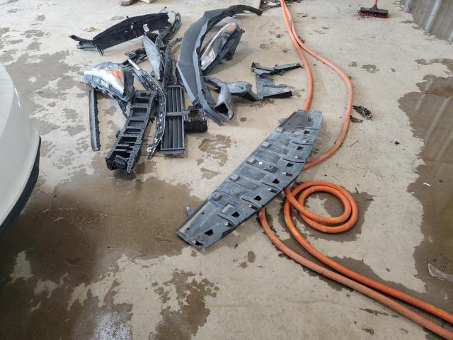 1G1ZB5ST4JF289946 - 2018 CHEVROLET MALIBU LS Weiß Foto 12