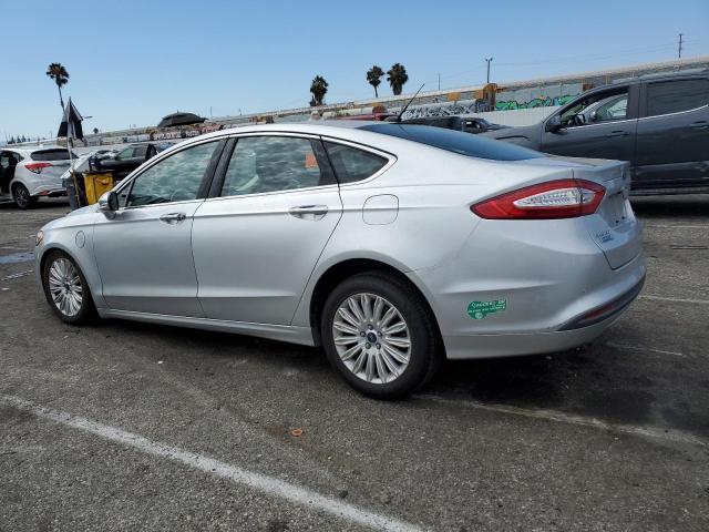 3FA6P0PU9GR229159 - 2016 FORD FUSION SE PHEV SILVER photo 2