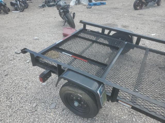 4YMBU0817PG017340 - 2023 UTILITY UTILITY BLACK photo 4