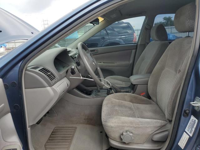 4T1BE32K83U643960 - 2003 TOYOTA CAMRY LE BLUE photo 7