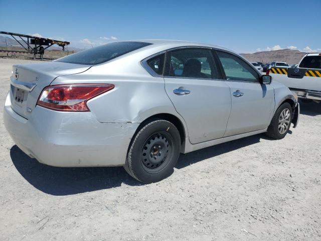 1N4AL3AP8DN556256 - 2013 NISSAN ALTIMA 2.5 WHITE photo 3