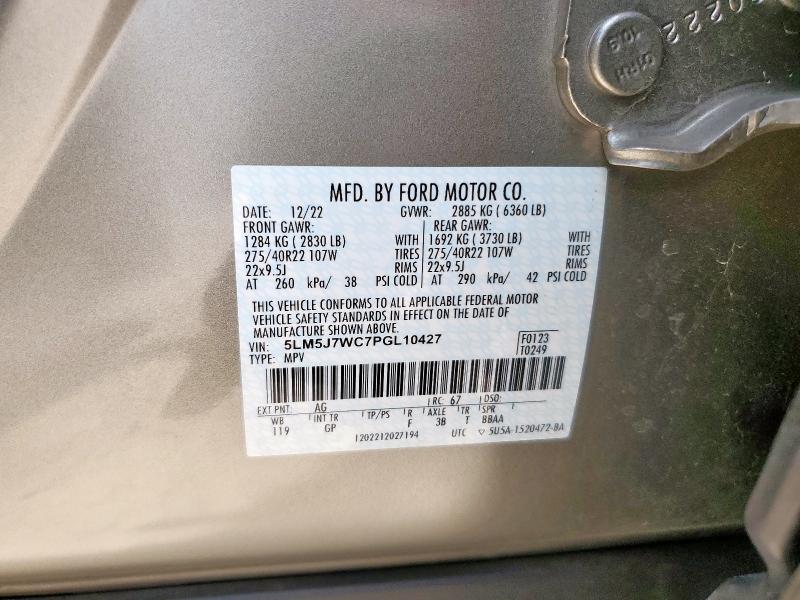 5LM5J7WC7PGL10427 - 2023 LINCOLN AVIATOR RESERVE Մոխրագույն լուսանկար 13