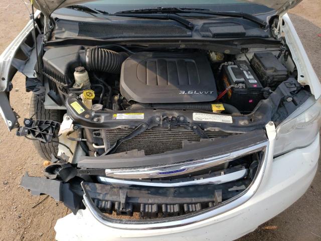 2A4RR8DGXBR760037 - 2011 CHRYSLER TOWN & COU TOURING L WHITE photo 12