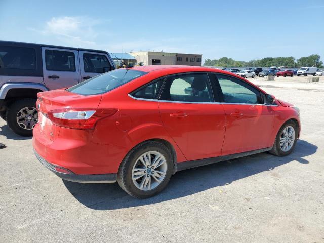 1FAHP3H23CL176037 - 2012 FORD FOCUS SEL RED photo 3