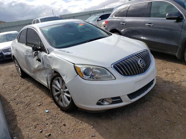 1G4PR5SK4F4160055 - 2015 BUICK VERANO CONVENIENCE WHITE photo 4