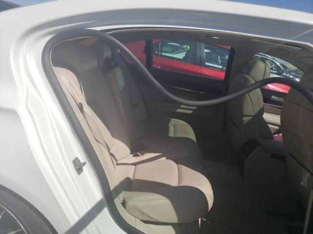 WBAKB8C5XCC962542 - 2012 BMW ALPINA B7 LI WHITE photo 10