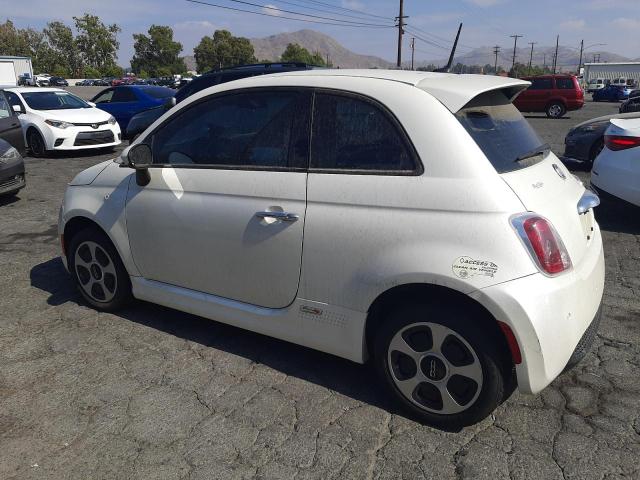 3C3CFFGEXFT741014 - 2015 FIAT 500 ELECTRIC WHITE photo 2