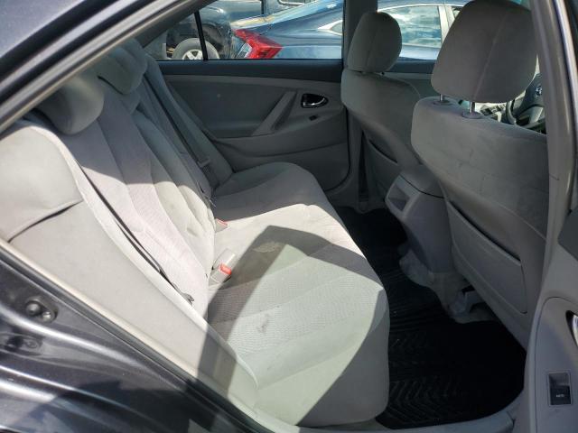 4T1BF3EK0AU056772 - 2010 TOYOTA CAMRY BASE GRAY photo 10