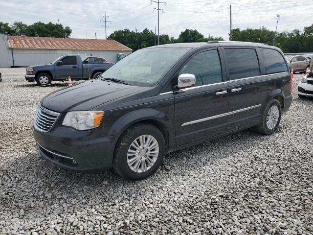2013 CHRYSLER TOWN & COU LIMITED, null
